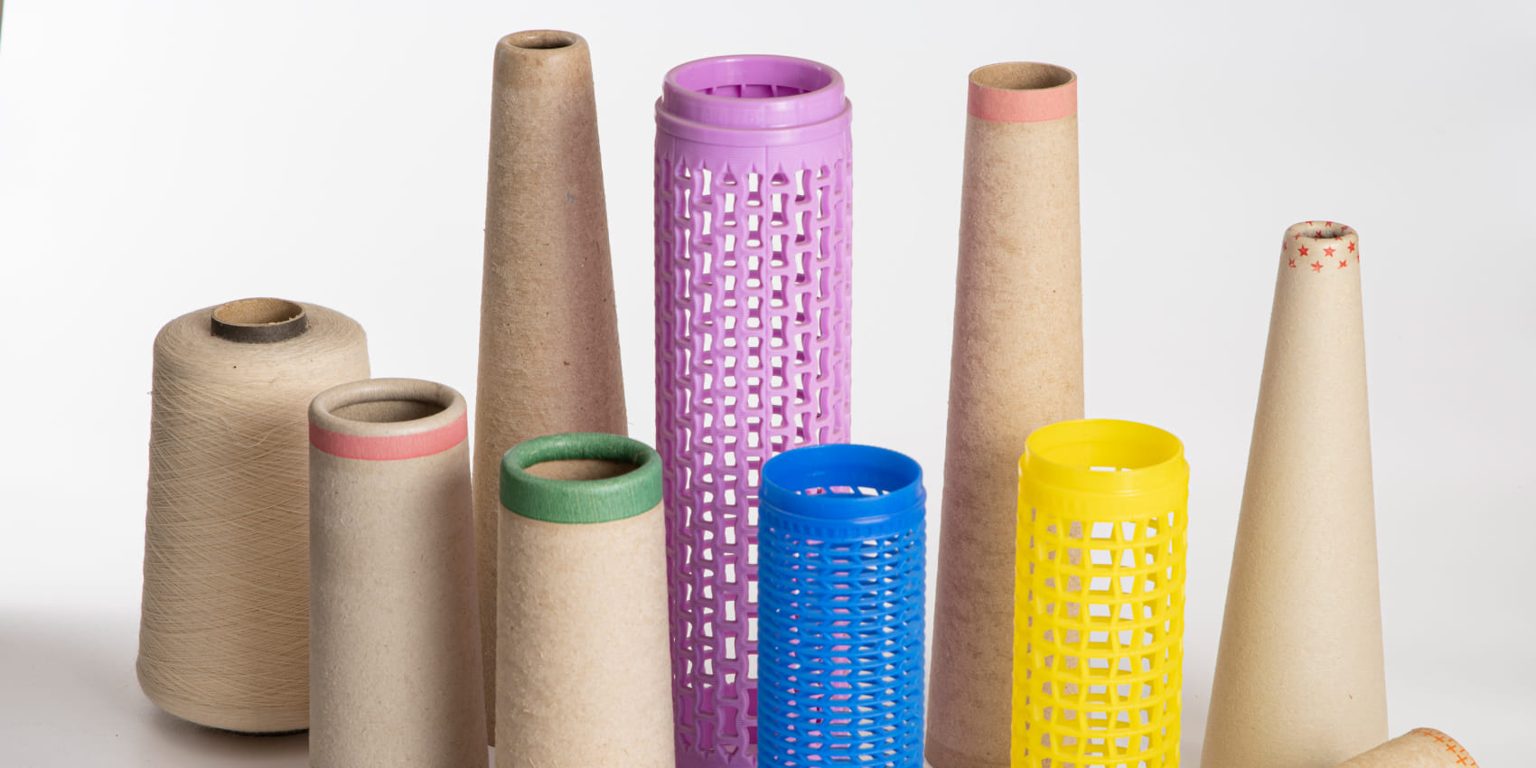 Tubes en plastique pour l'industrie textile